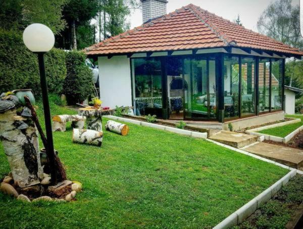 Vlasinski Vrtovi Vlasina Rid Exterior foto